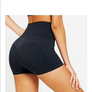 Astoria Shorts and crop